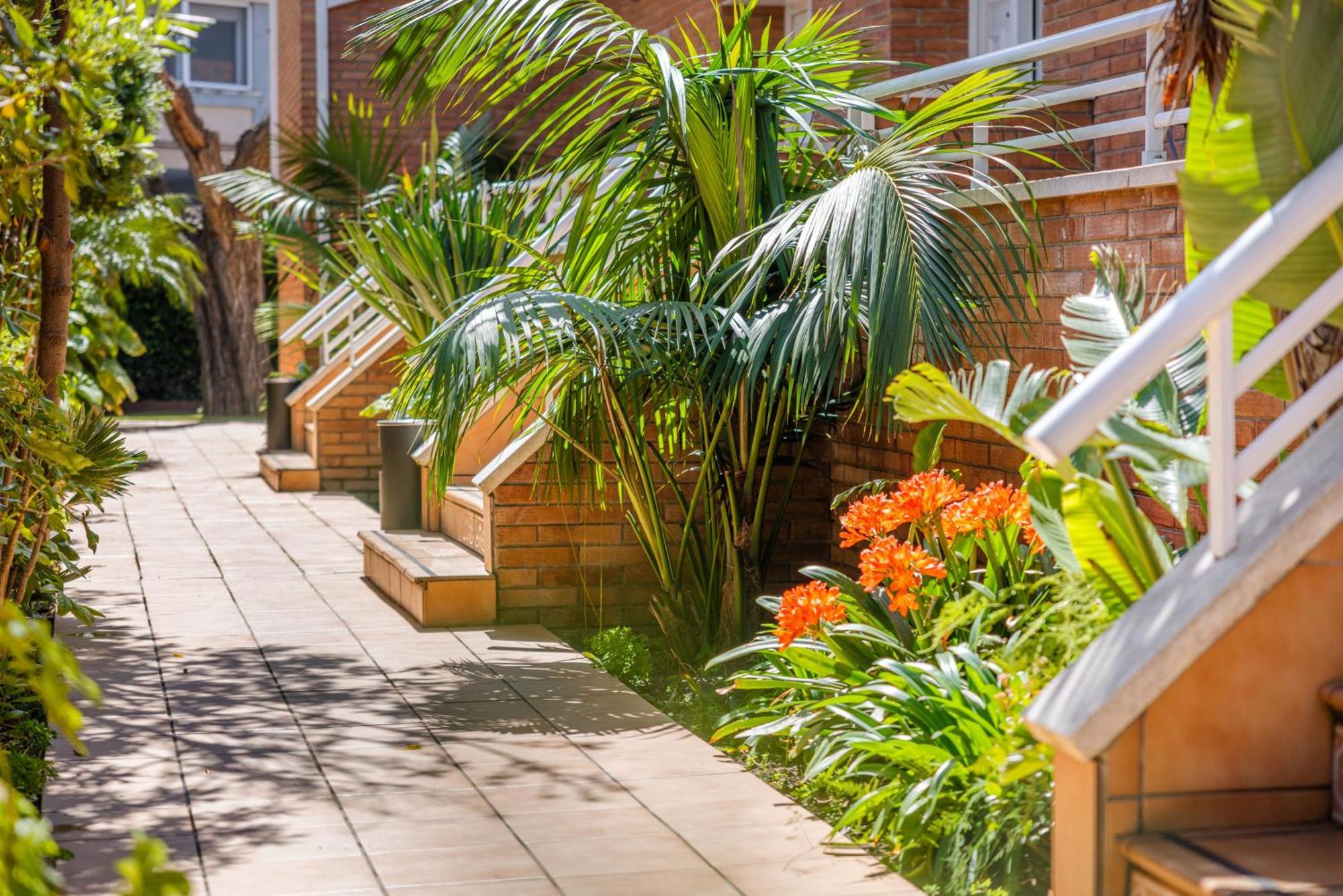 Rambla De Marisol Apartments Кастельдефельс Экстерьер фото