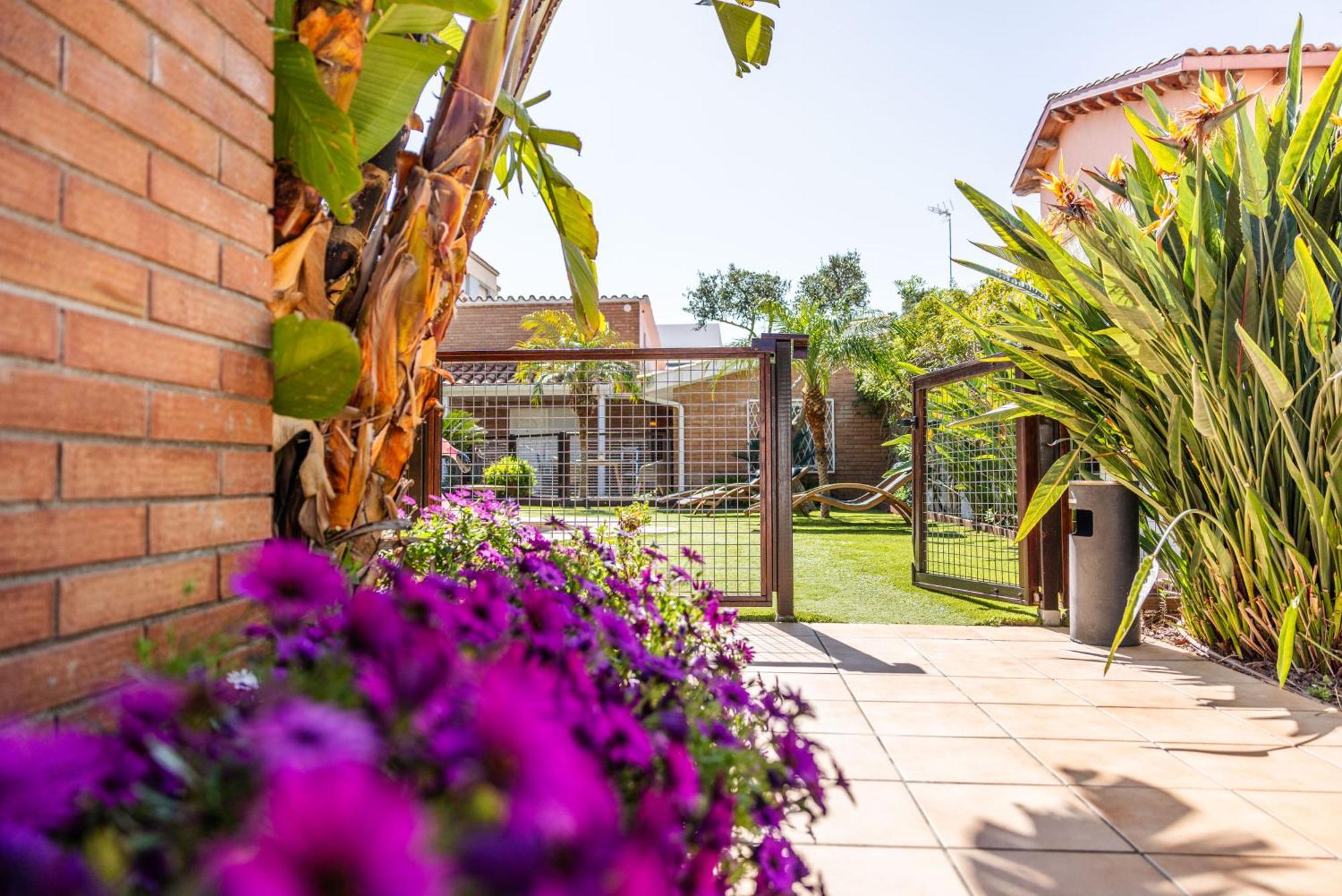 Rambla De Marisol Apartments Кастельдефельс Экстерьер фото