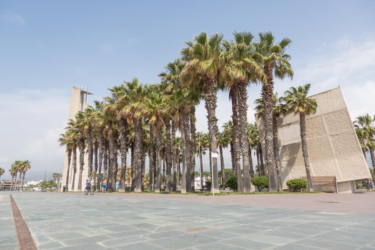 Rambla De Marisol Apartments Кастельдефельс Экстерьер фото